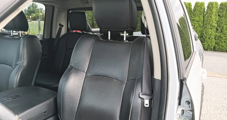 Dodge RAM cena 109800 przebieg: 245450, rok produkcji 2014 z Lwówek Śląski małe 301